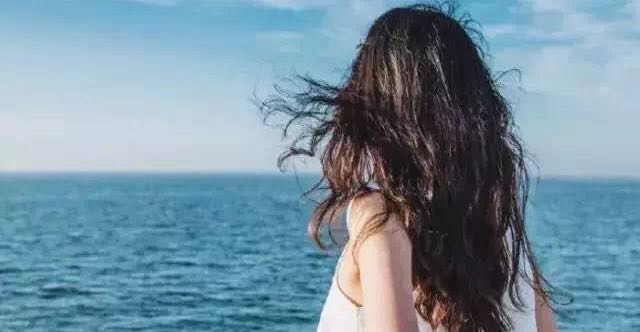 不成熟、不上进、整天抱着手机玩游戏，这样的男人是该放弃了吗？