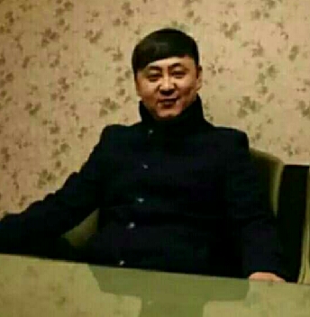 抚摸孩子化解情绪