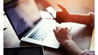 你放不下的并不是手机，而是对生活的掌控感