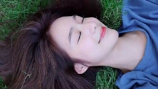 丈夫出轨逼我离婚，如今我爱上别人的老公