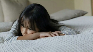 “不跌到谷底，我的难受就不足以让自己改变”