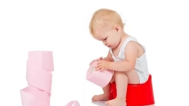 那个频繁尿裤子小孩，心里在想些什么？