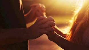 让男人疯狂投资的“绿茶引导术