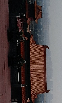 无论勇不勇敢，都不要畏惧。